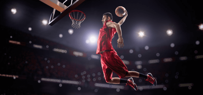 basketball player about to score