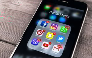 5 Ways Social Media Helps Build Brand Loyalty